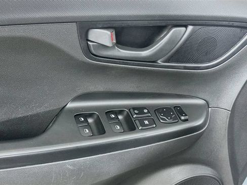 Used 2022 Hyundai Kona SEL AWD/4WD image 10