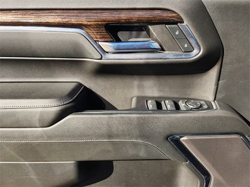 Used 2024 GMC Sierra 1500 SLE w/ Preferred Package image 23