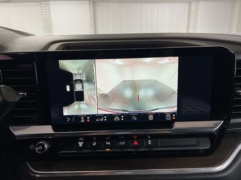 Certified 2024 GMC Sierra 2500 SLT w/ SLT Premium Package image 14