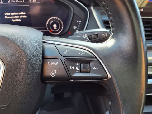 Used 2020 Audi Q5 2.0T Titanium Premium Plus w/ Premium Plus Package image 27