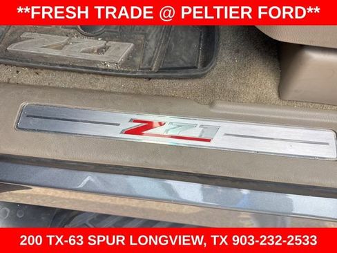 Used 2018 Chevrolet Suburban LT image 21