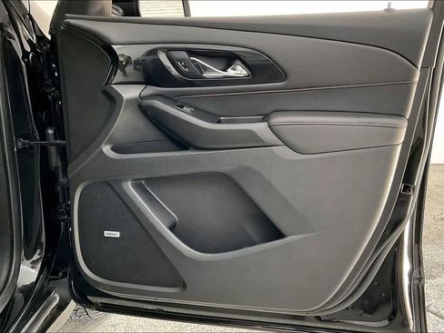 Used 2023 Chevrolet Traverse RS w/ LPO, Floor Liner Package image 22