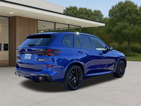 New 2026 BMW X5 M60i w/ Executive Package image 7