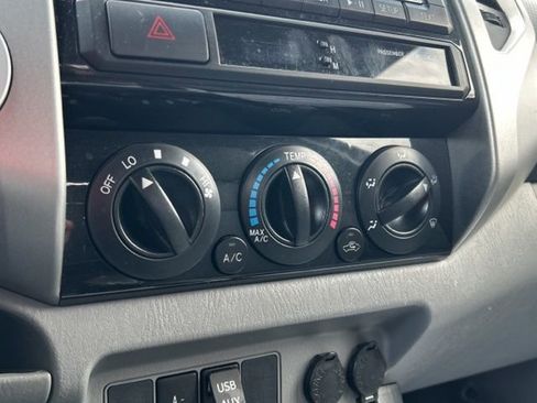 Used 2012 Toyota Tacoma 4x4 Double Cab w/ TRD Off-Road Pkg image 37