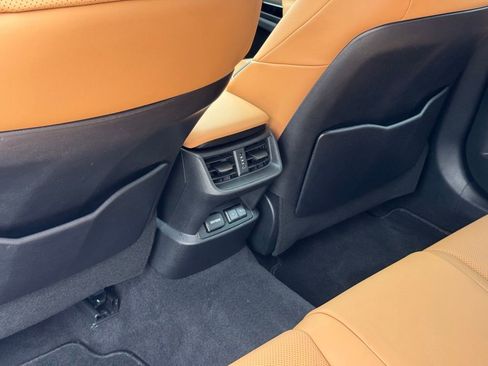 Certified 2024 Lexus ES 350 w/ Premium Package image 26