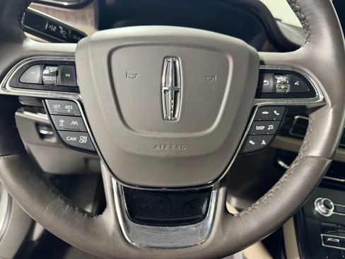 Used 2023 Lincoln Nautilus Reserve w/ Equipment Group 202A AWD/4WD image 16