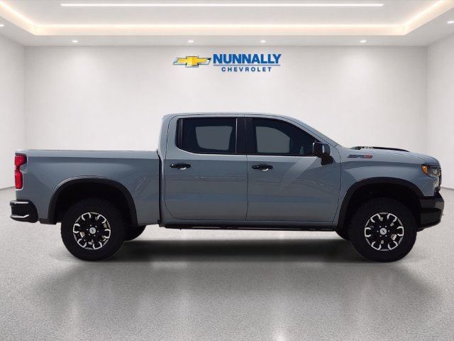 Used 2024 Chevrolet Silverado 1500 ZR2 w/ Technology Package AWD/4WD image 6