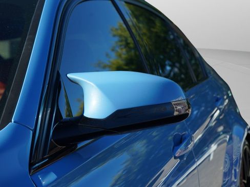 Used 2018 BMW M3 image 23