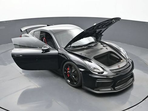 Certified 2016 Porsche Cayman GT4 RWD image 26