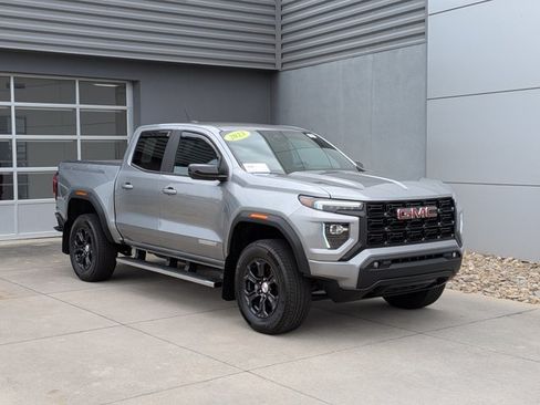 Used 2023 GMC Canyon Elevation w/ Convenience Package RWD image 2