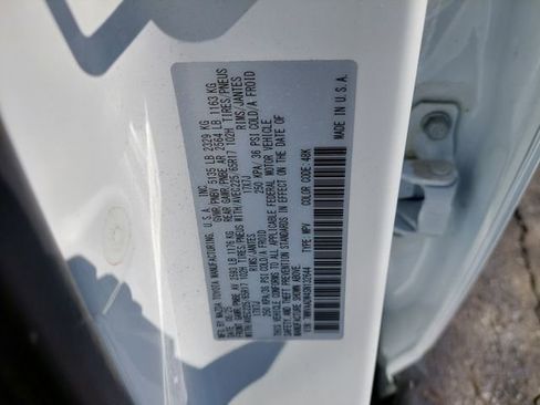 Used 2025 MAZDA CX-50 AWD 2.5 Hybrid w/ Premium Pkg image 39