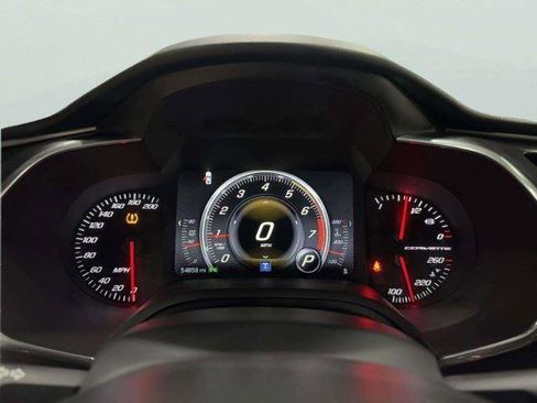 Used 2016 Chevrolet Corvette Stingray Coupe RWD image 25