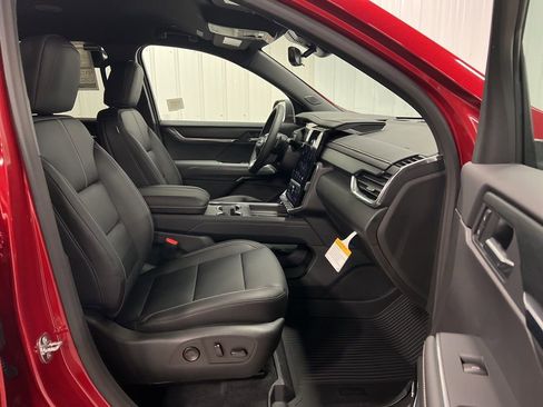 New 2026 GMC Acadia Elevation w/ Black Edition image 8