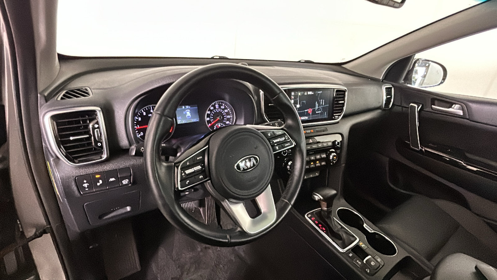 Used 2022 Kia Sportage EX w/ EX Technology Package AWD/4WD image 16