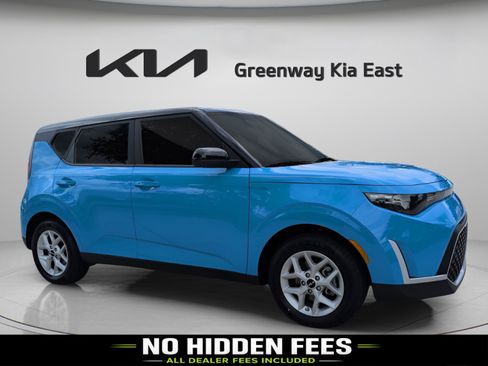 Certified 2025 Kia Soul S FWD image 1