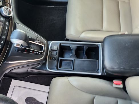 Used 2015 Honda CR-V EX-L image 18
