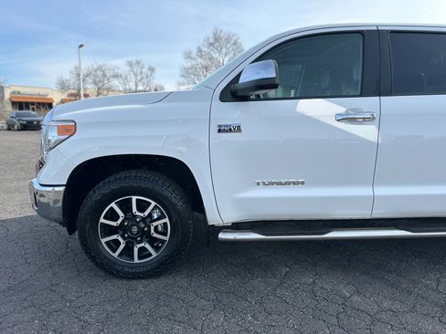 Used 2017 Toyota Tundra Limited w/ Limited Premium Package image 5
