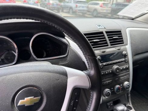 Used 2012 Chevrolet Traverse LT AWD/4WD image 17