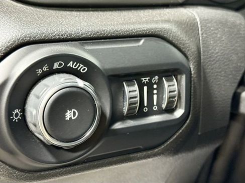 Used 2021 Jeep Wrangler Unlimited Sahara w/ Cold Weather Group image 12