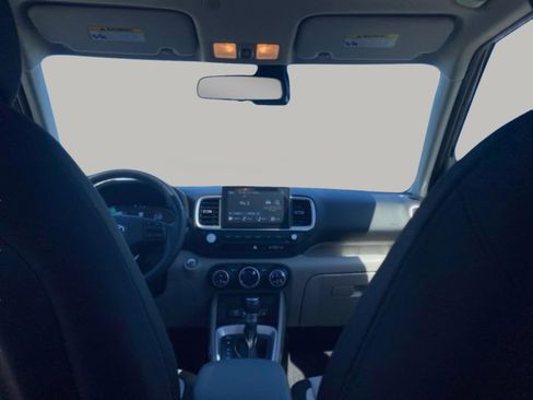 New 2026 Hyundai Venue SEL image 30