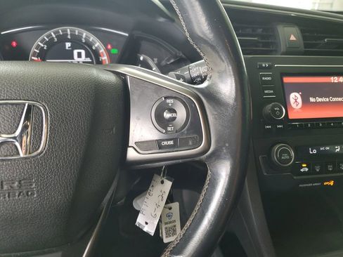 Used 2018 Honda Civic Sport image 24