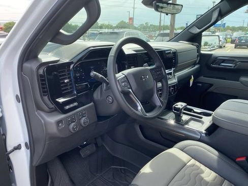 New 2026 Chevrolet Silverado 1500 ZR2 AWD/4WD image 21