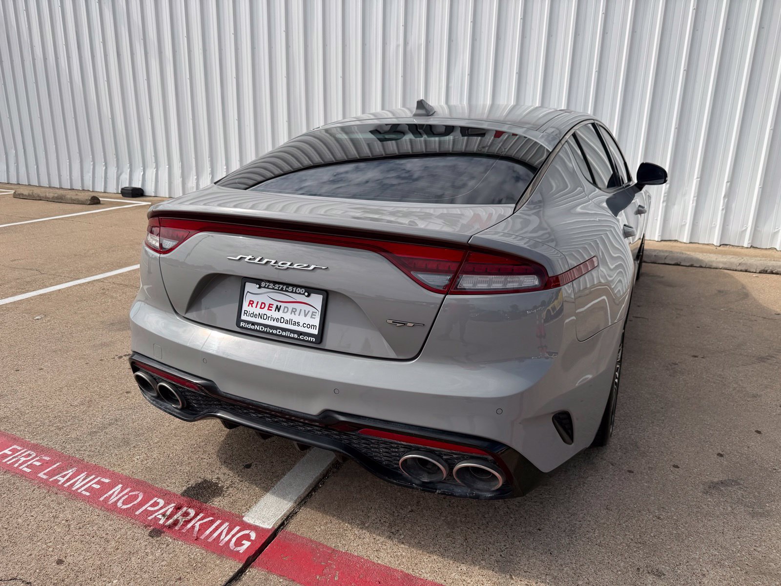 Used 2022 Kia Stinger GT1 RWD image 6
