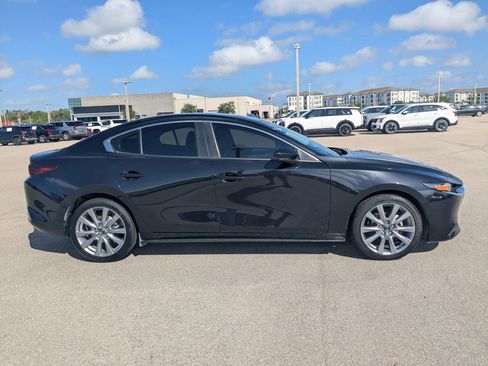 Used 2023 MAZDA MAZDA3 s FWD image 4