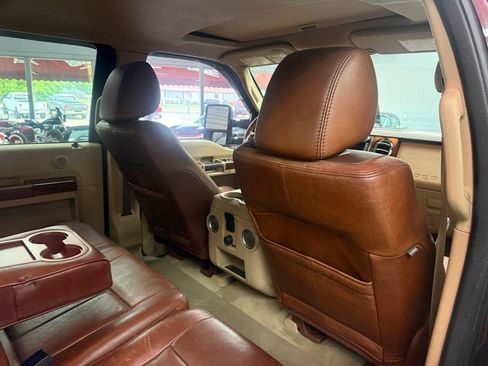 Used 2011 Ford F250 King Ranch w/ King Ranch w/Chrome Pkg AWD/4WD image 19