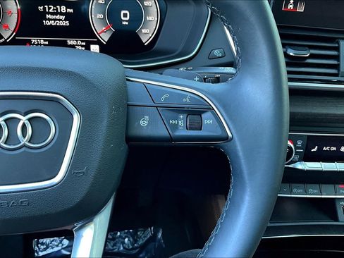 Used 2025 Audi Q5 2.0T Premium Plus image 12