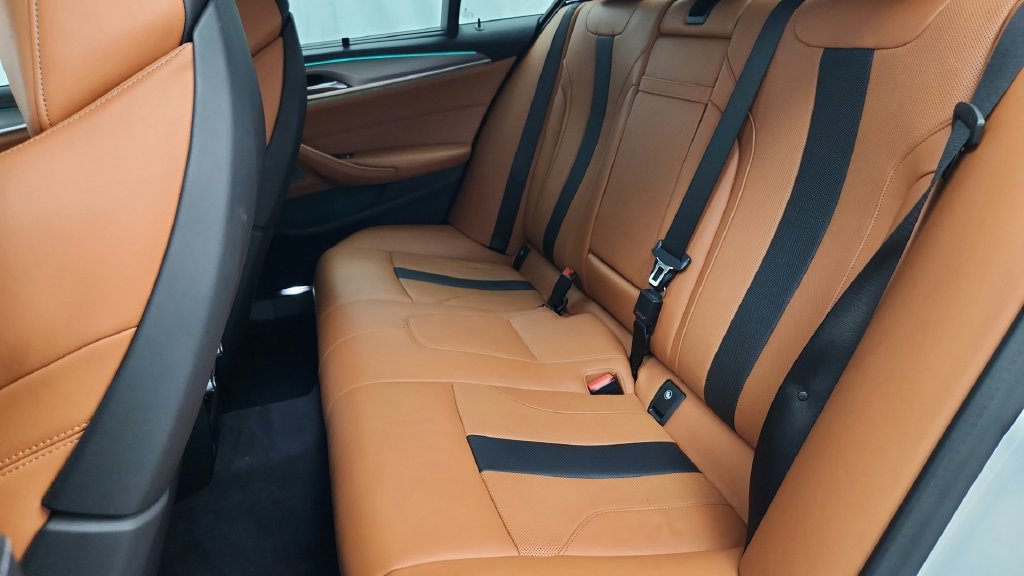 Used 2020 BMW M5 w/ Executive Package AWD/4WD image 26