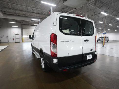 Used 2022 Ford Transit 250 Low Roof w/ Exterior Upgrade Package RWD image 27