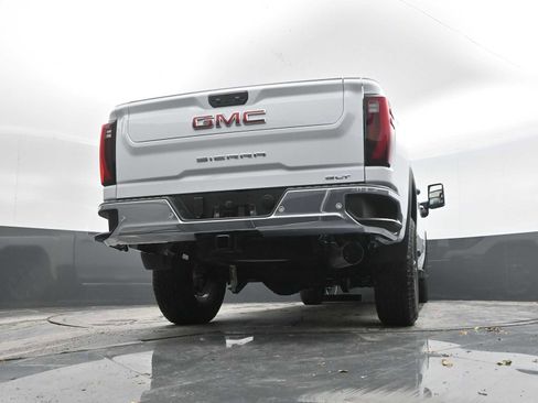 New 2026 GMC Sierra 2500 SLT w/ SLT Premium Package image 44