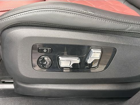 Certified 2024 BMW X6 xDrive40i w/ Premium Package image 20