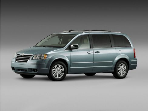 Used 2008 Chrysler Town & Country Limited FWD image 1