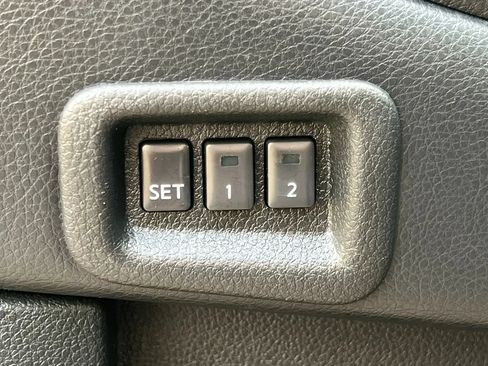 Used 2013 Nissan Murano SL w/ Navigation Pkg AWD/4WD image 35