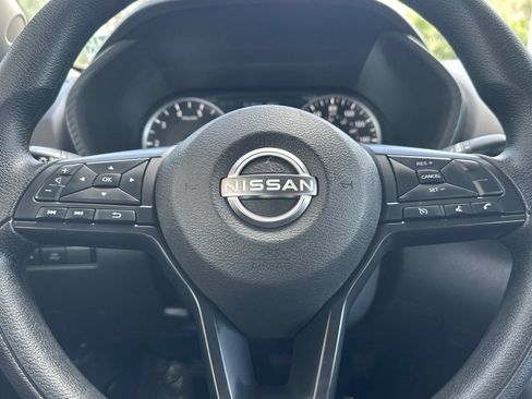 Used 2025 Nissan Sentra S FWD image 19