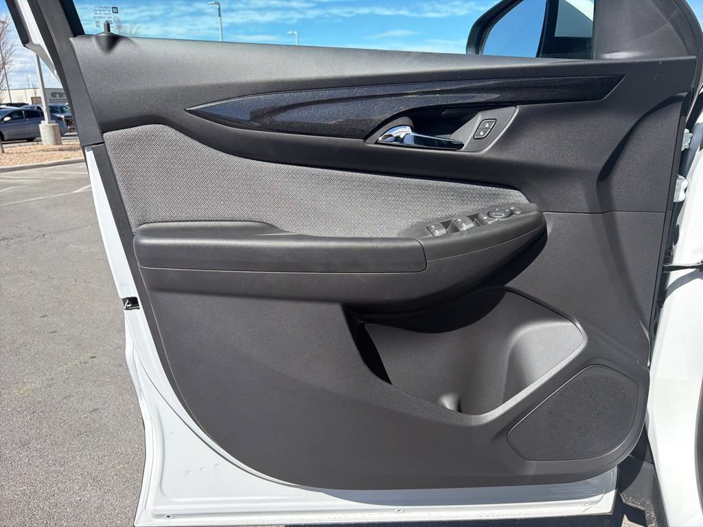 New 2026 Chevrolet TrailBlazer LT FWD image 5