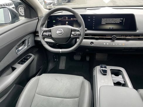 Certified 2023 Nissan Ariya AWD image 10