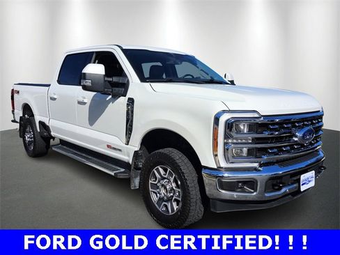 Used 2023 Ford F350 Lariat w/ Tow Technology Package image 7