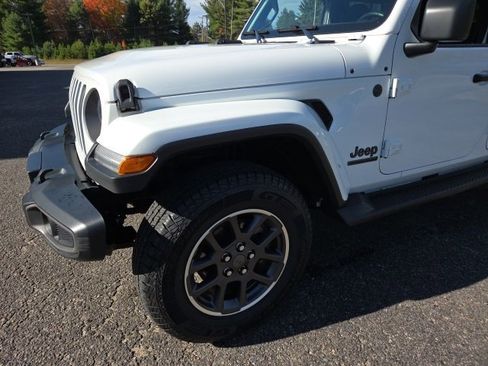 Used 2021 Jeep Wrangler Unlimited Sahara image 29