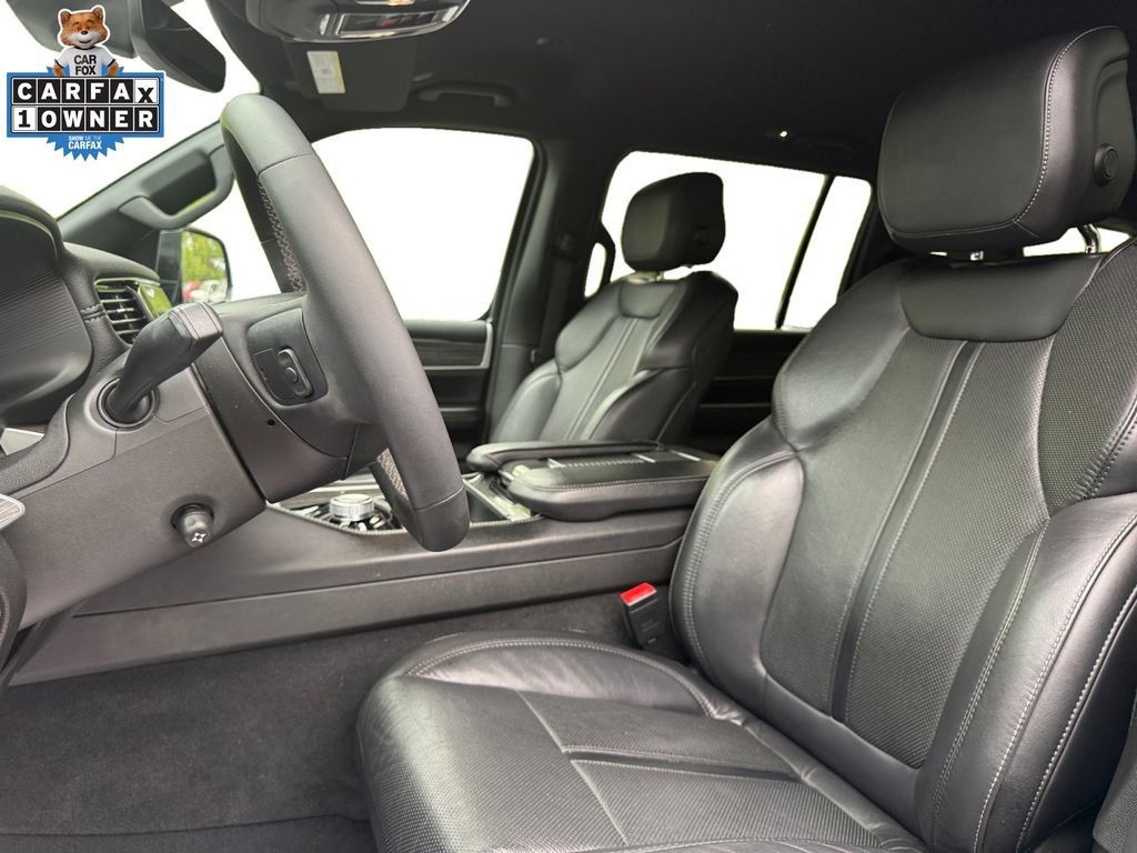 Certified 2022 Jeep Wagoneer Series II AWD/4WD image 9