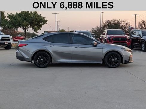 Used 2026 Toyota Camry SE FWD image 4