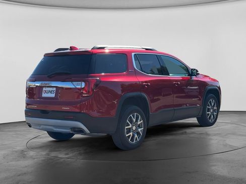 Used 2023 GMC Acadia SLT AWD/4WD image 10