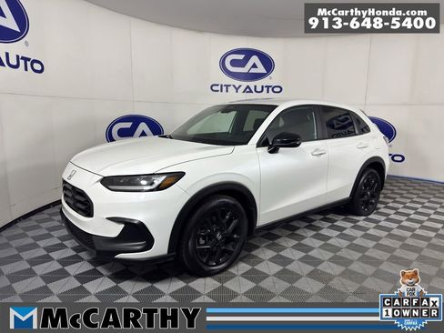 Used 2023 Honda HR-V Sport image 1