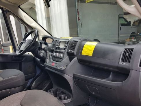 Used 2019 RAM ProMaster 2500 FWD image 12