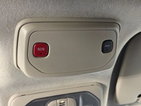 Used 2023 RAM ProMaster 2500 FWD image 8