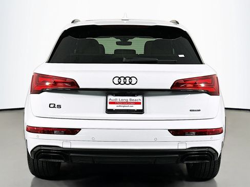 Used 2024 Audi Q5 e Premium Plus w/ Premium Plus Package AWD/4WD image 3