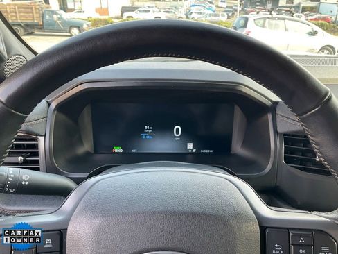 Used 2022 Ford F150 Lightning Lariat image 45