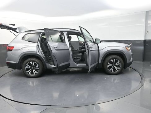 Used 2026 Volkswagen Atlas SE AWD/4WD image 38